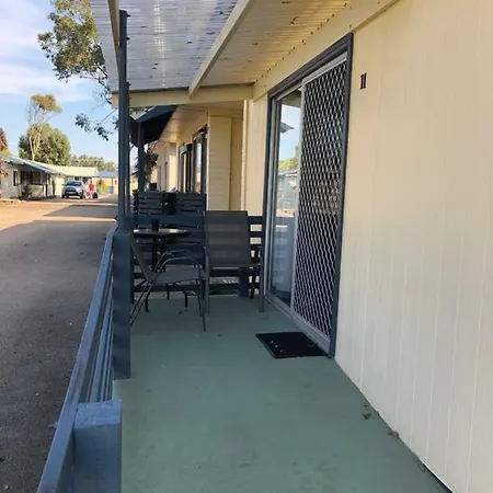 Koonwarra Holiday Park Lakes Entrance Exterior photo